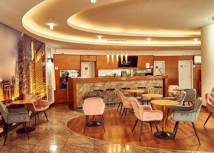 Continental Forum Palatul Parlamentului Βουκουρέστι