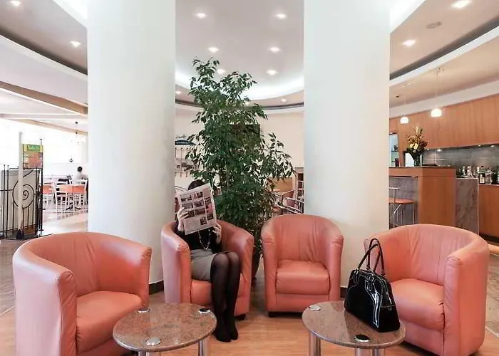 Continental Forum Palatul Parlamentului 4*