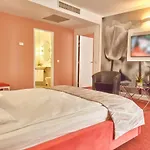 מלון Continental Forum Palatul Parlamentului