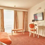 Continental Forum Palatul Parlamentului 4* בוקרשט