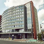 Continental Forum Palatul Parlamentului מלון