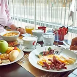 Continental Forum Palatul Parlamentului מלון בוקרשט