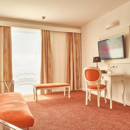 Continental Forum Palatul Parlamentului 4* Бухарест