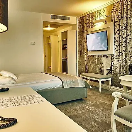 Continental Forum Palatul Parlamentului Otel Bükreş