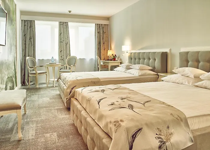 Continental Forum Palatul Parlamentului 4*