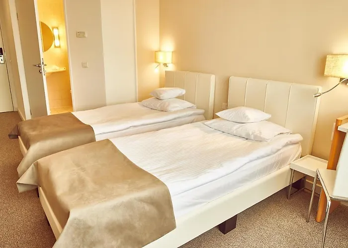 Hotel Continental Forum Palatul Parlamentului 4*