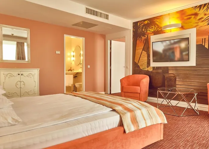 Continental Forum Palatul Parlamentului Hotell Bukarest